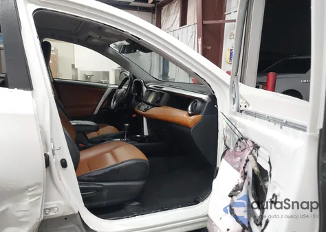 2017 Toyota Rav4 Hybrid Limited z USA, uszkodzony, nr VIN JTMDJREV1HD099133